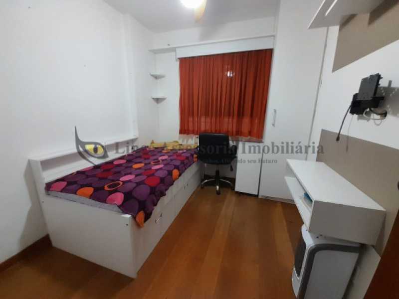 Apartamento à venda com 3 quartos, 95m² - Foto 11