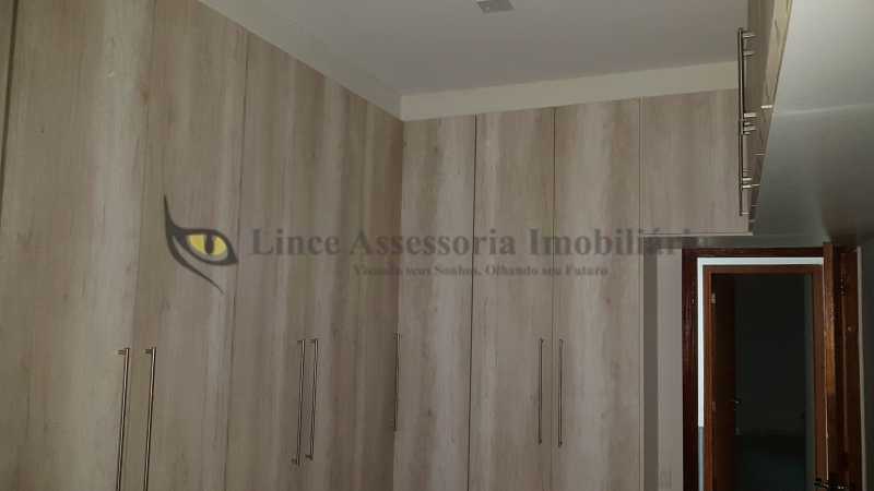 Apartamento à venda com 3 quartos, 140m² - Foto 9