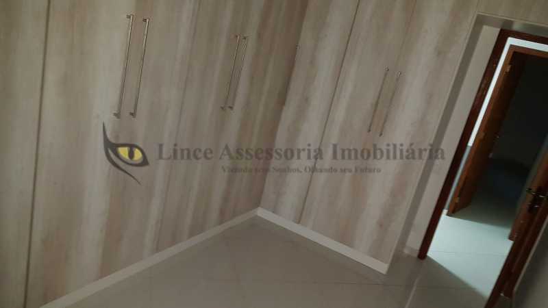 Apartamento à venda com 3 quartos, 140m² - Foto 10