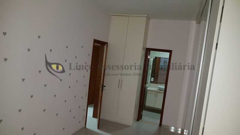 Apartamento à venda com 3 quartos, 140m² - Foto 13