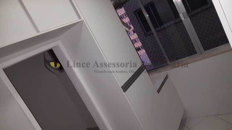 Apartamento à venda com 3 quartos, 140m² - Foto 25