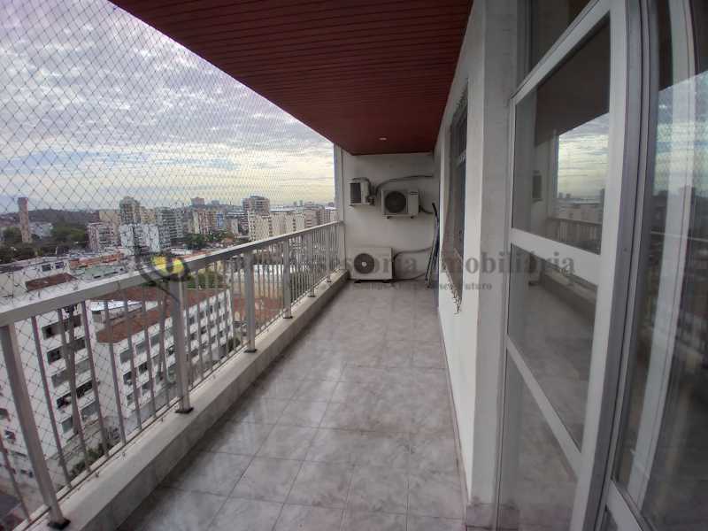 Apartamento à venda com 2 quartos, 91m² - Foto 1