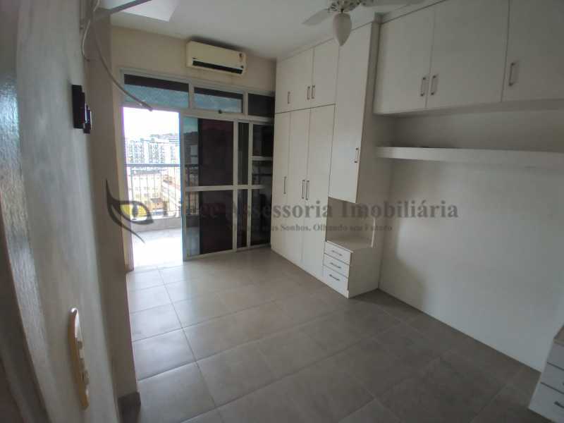 Apartamento à venda com 2 quartos, 91m² - Foto 10