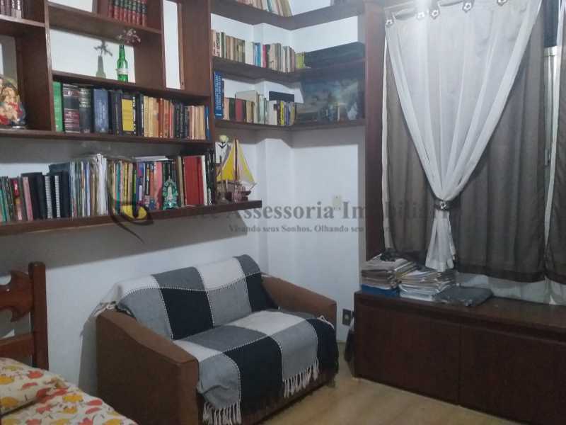 Apartamento à venda com 3 quartos, 179m² - Foto 9