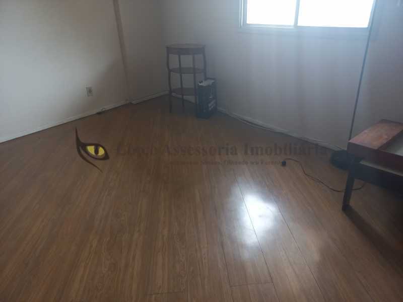 Apartamento à venda com 4 quartos, 171m² - Foto 8