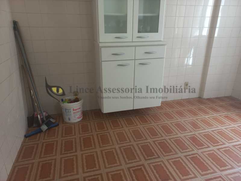 Apartamento à venda com 4 quartos, 171m² - Foto 18