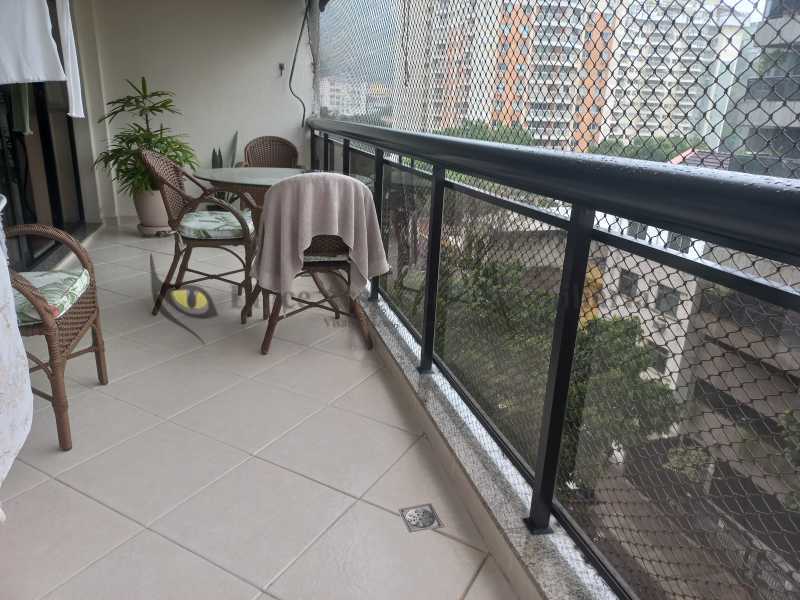 Apartamento à venda com 2 quartos, 87m² - Foto 1