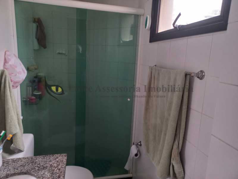 Apartamento à venda com 2 quartos, 87m² - Foto 11