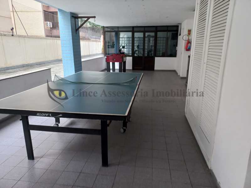 Apartamento à venda com 2 quartos, 87m² - Foto 23