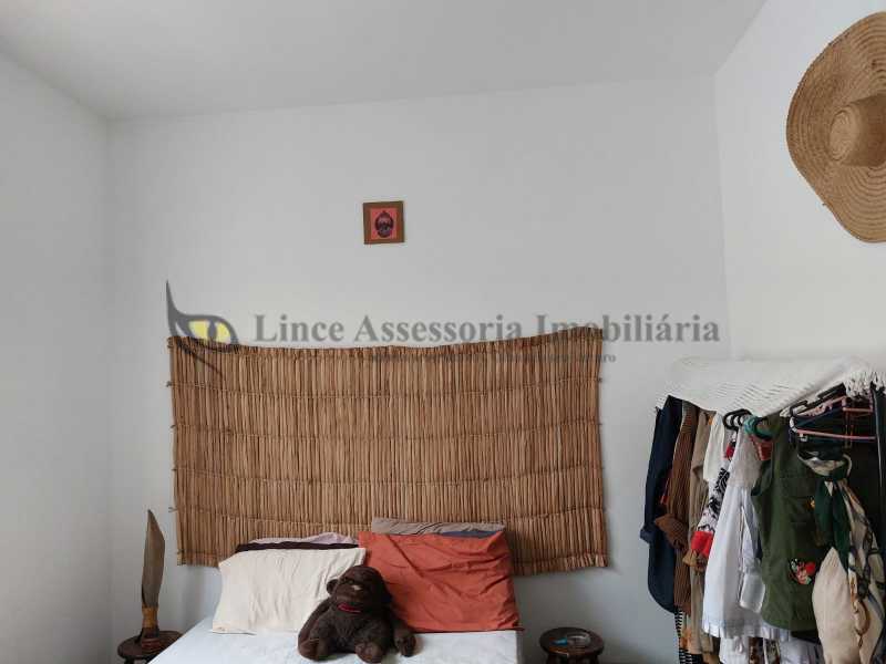 Apartamento à venda com 2 quartos, 55m² - Foto 2