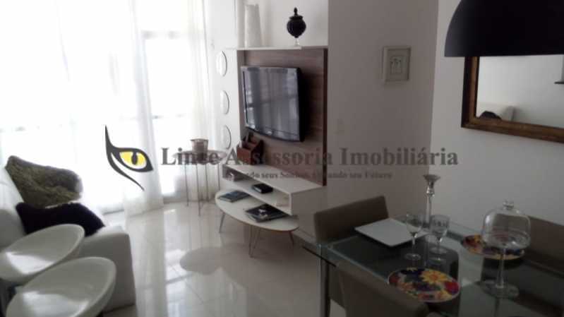 Apartamento à venda com 2 quartos, 55m² - Foto 2