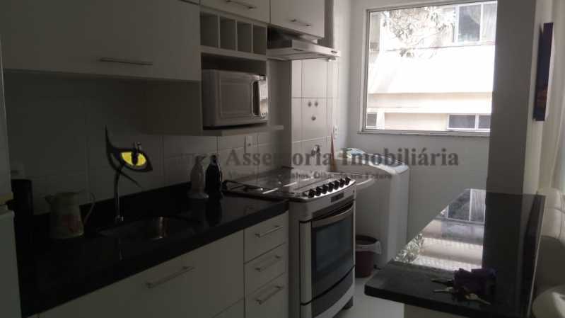 Apartamento à venda com 2 quartos, 55m² - Foto 8