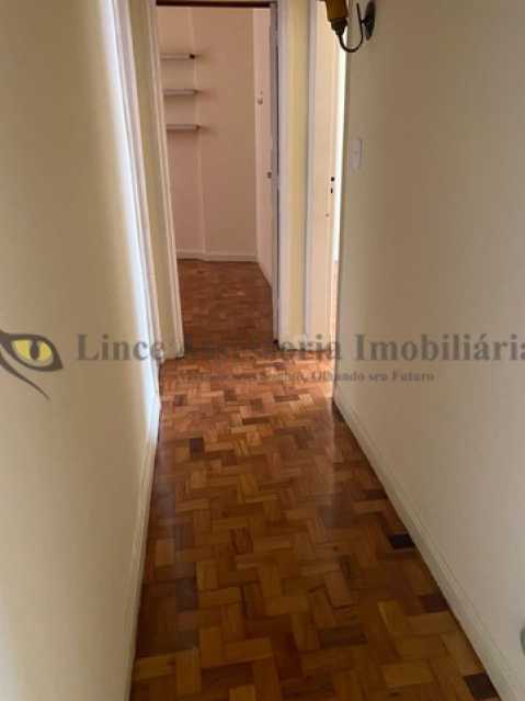 Apartamento à venda com 3 quartos, 74m² - Foto 2