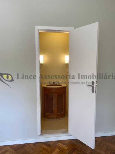 Apartamento à venda com 3 quartos, 112m² - Foto 11