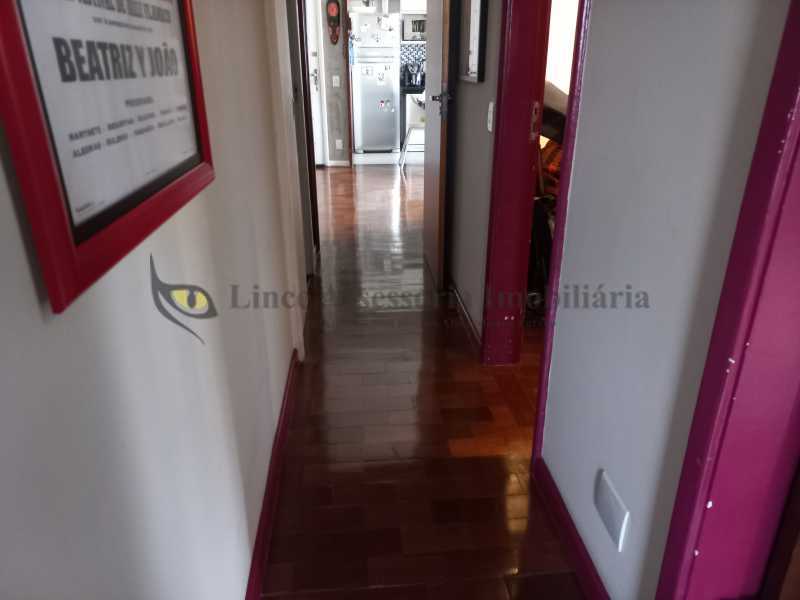 Apartamento à venda com 3 quartos, 83m² - Foto 4