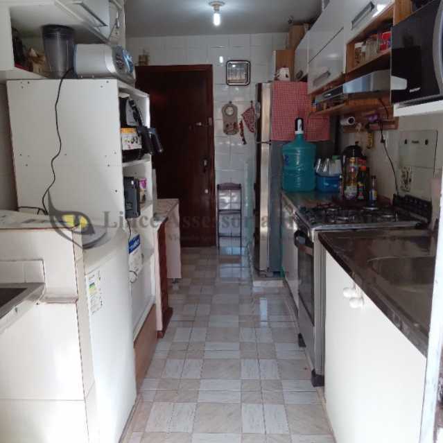 Apartamento à venda com 3 quartos, 70m² - Foto 13