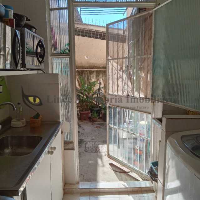 Apartamento à venda com 3 quartos, 70m² - Foto 16