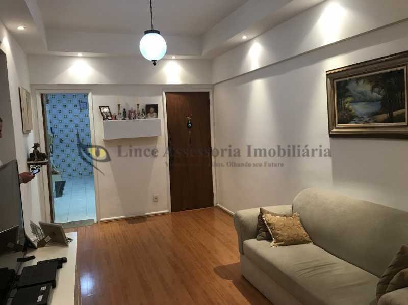 Apartamento à venda com 3 quartos, 106m² - Foto 3