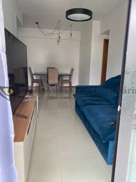 Apartamento à venda com 3 quartos, 108m² - Foto 1