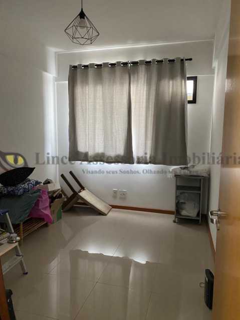 Apartamento à venda com 3 quartos, 108m² - Foto 15