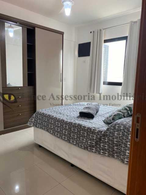 Apartamento à venda com 3 quartos, 108m² - Foto 19