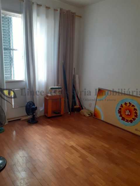 Apartamento à venda com 2 quartos, 85m² - Foto 9