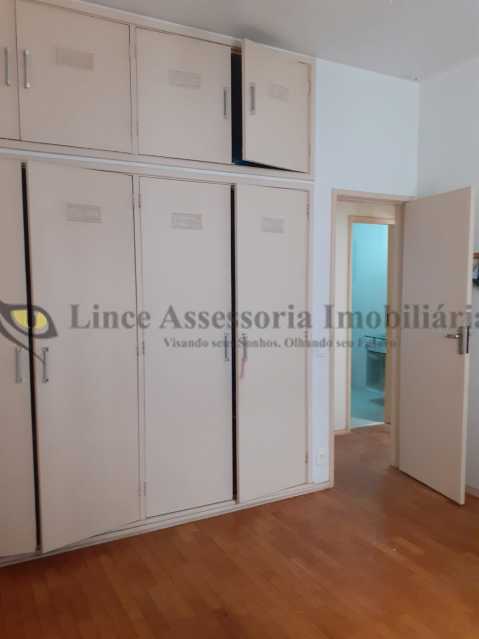 Apartamento à venda com 2 quartos, 85m² - Foto 10