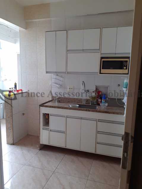 Apartamento à venda com 2 quartos, 85m² - Foto 13