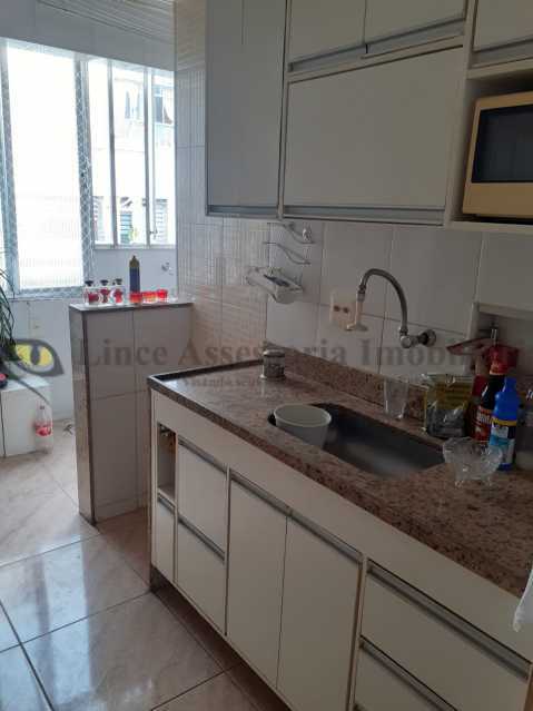 Apartamento à venda com 2 quartos, 85m² - Foto 15