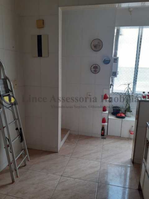 Apartamento à venda com 2 quartos, 85m² - Foto 23