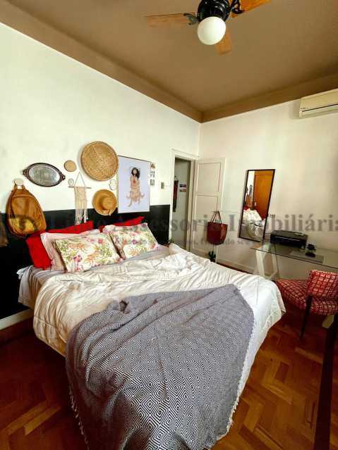 Apartamento à venda com 2 quartos, 78m² - Foto 12