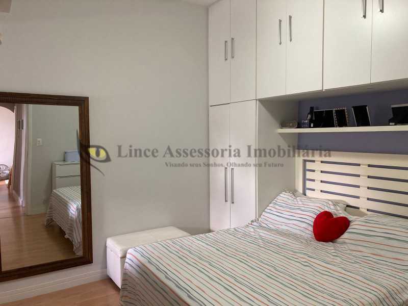 Apartamento à venda com 3 quartos, 91m² - Foto 13