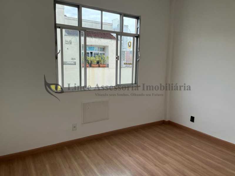 Apartamento à venda com 2 quartos, 71m² - Foto 6