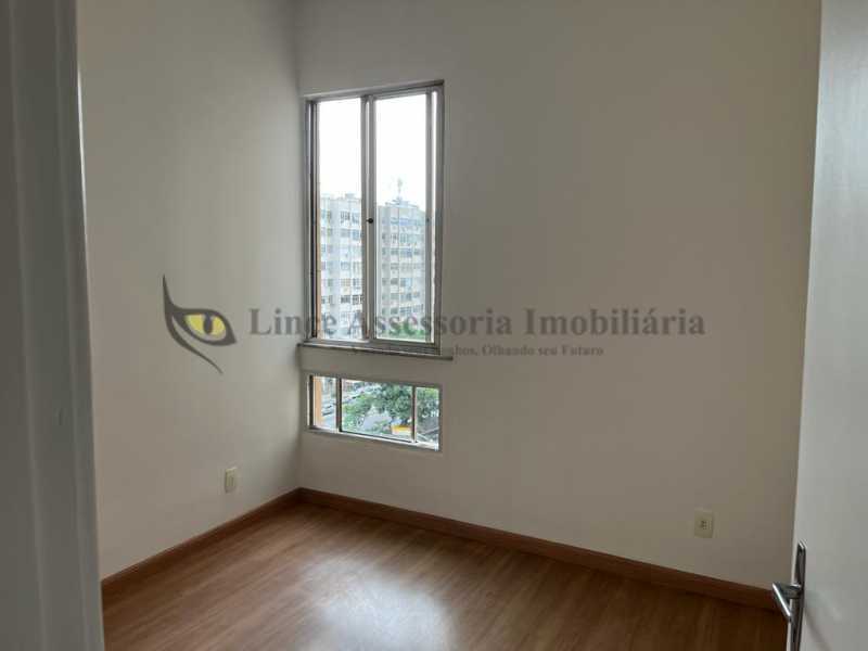 Apartamento à venda com 2 quartos, 71m² - Foto 8