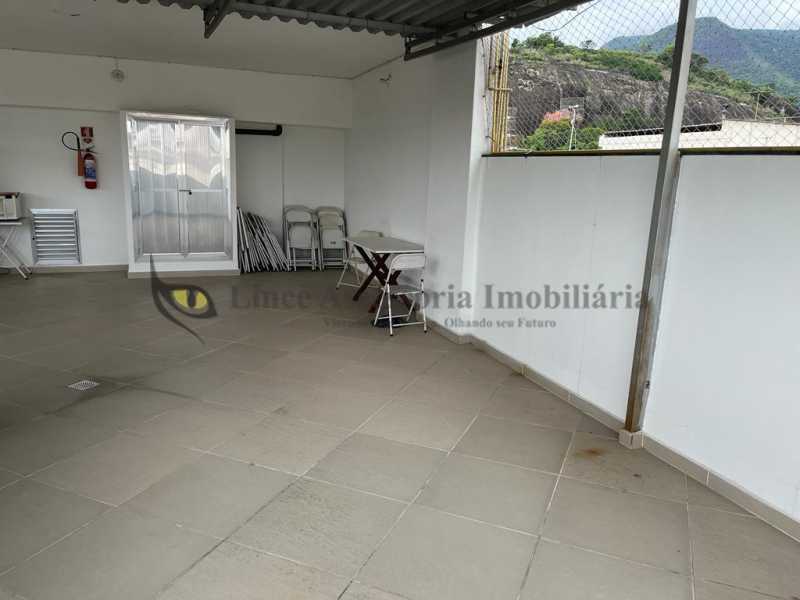 Apartamento à venda com 2 quartos, 71m² - Foto 28