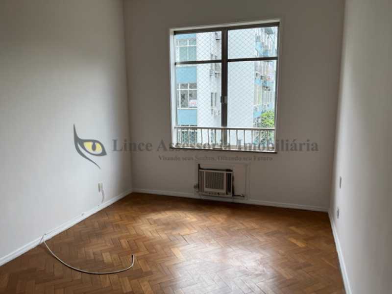 Apartamento à venda com 3 quartos, 123m² - Foto 13