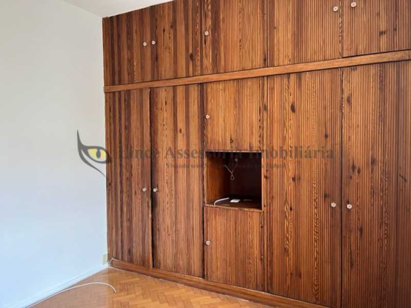 Apartamento à venda com 3 quartos, 123m² - Foto 18