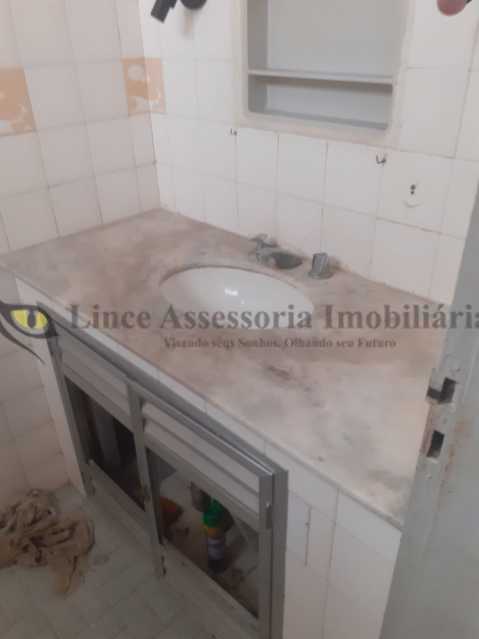 Apartamento à venda com 2 quartos, 78m² - Foto 9