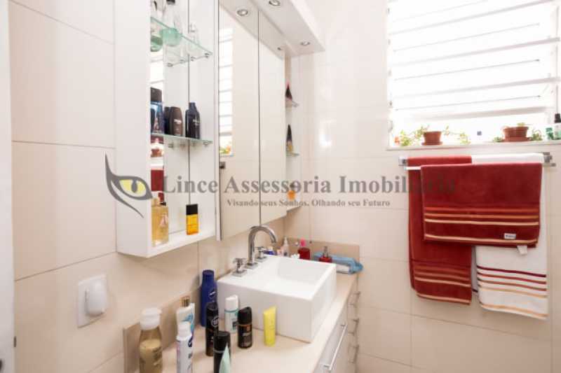 Apartamento à venda com 3 quartos, 76m² - Foto 9