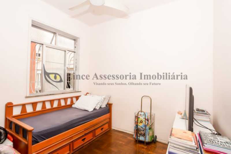 Apartamento à venda com 3 quartos, 76m² - Foto 14