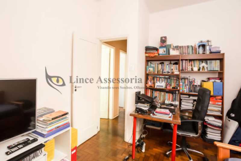 Apartamento à venda com 3 quartos, 76m² - Foto 15