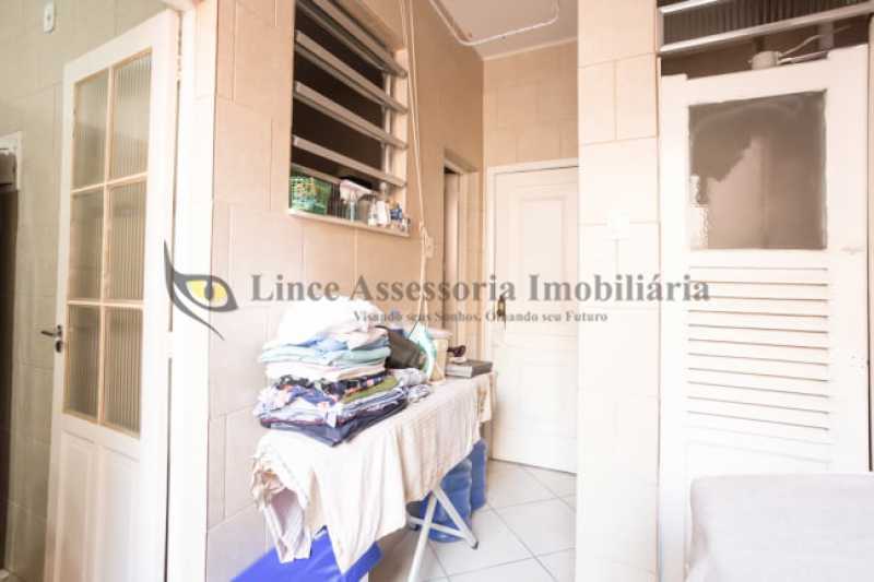 Apartamento à venda com 3 quartos, 76m² - Foto 20