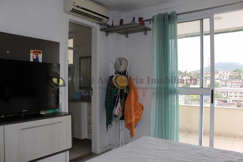 Apartamento à venda com 3 quartos, 180m² - Foto 14