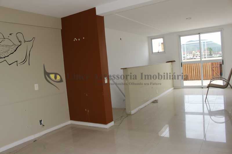 Apartamento à venda com 3 quartos, 180m² - Foto 18