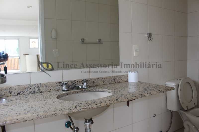 Apartamento à venda com 3 quartos, 180m² - Foto 19