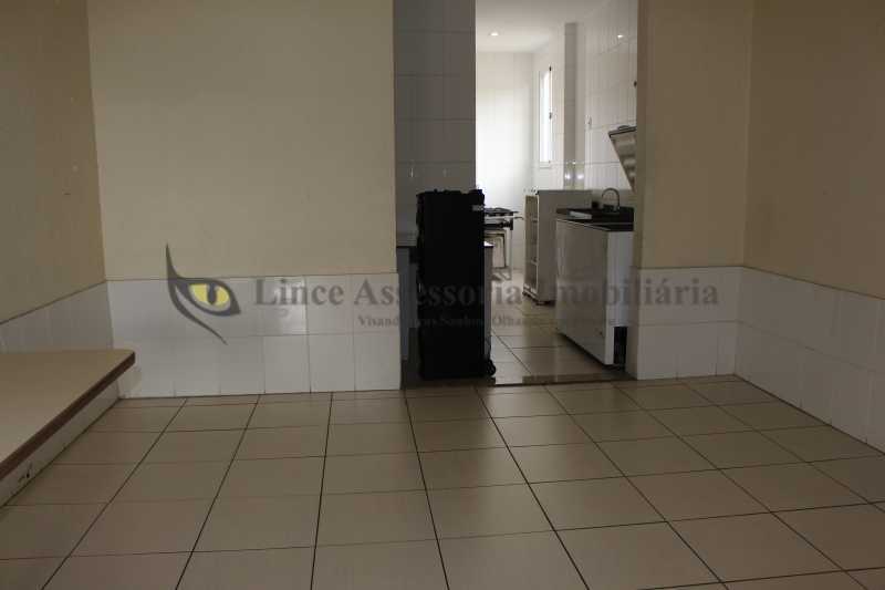 Apartamento à venda com 3 quartos, 180m² - Foto 25