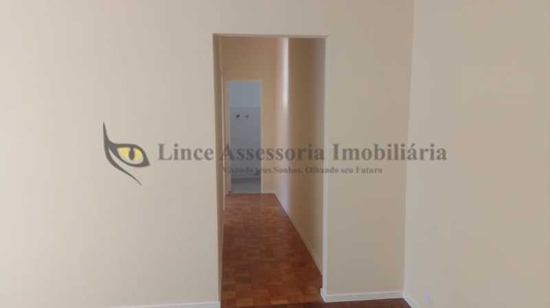 Apartamento à venda com 2 quartos, 74m² - Foto 8