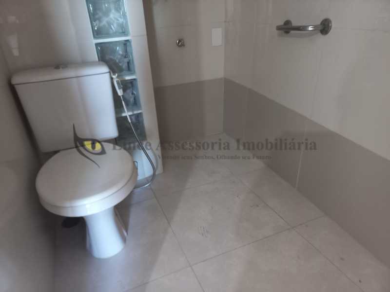 Apartamento à venda com 2 quartos, 76m² - Foto 11