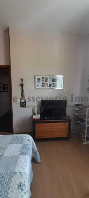 Apartamento à venda com 1 quarto, 52m² - Foto 15