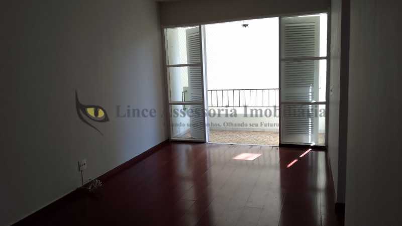 Apartamento à venda com 2 quartos, 90m² - Foto 3